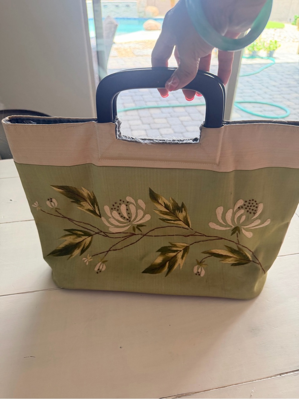 Vtg Green Floral Embroidered Wooden Handles Tote Boho Cottage Garden Fairy Y2K